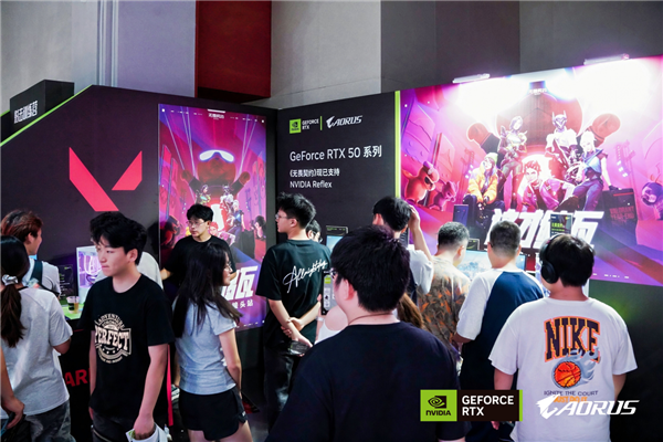 玩家齐赴技嘉AORUS DAY山城之约,RTX 50“嘉”速营奏响电竞狂想曲
