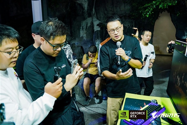 玩家齐赴技嘉AORUS DAY山城之约,RTX 50“嘉”速营奏响电竞狂想曲