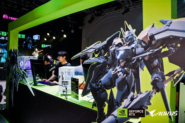 玩家齐赴技嘉AORUS DAY山城之约,RTX 50“嘉”速营奏响电竞狂想曲