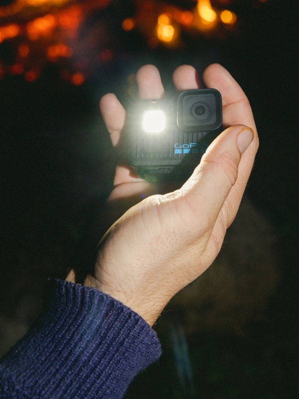 1698元 GoPro史上最小运动相机Lit HERO开售 仅AirPods盒大小