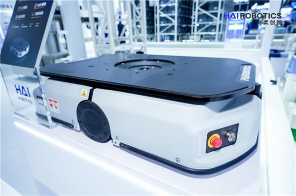 海柔创新闪攀机器人、K1200亮相亚洲物流展  新智造中心提升10倍产能