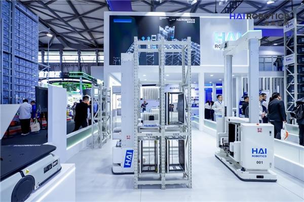 海柔创新闪攀机器人、K1200亮相亚洲物流展  新智造中心提升10倍产能