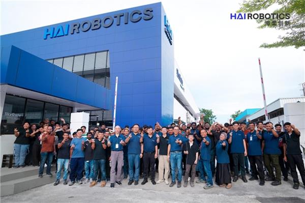 海柔创新闪攀机器人、K1200亮相亚洲物流展  新智造中心提升10倍产能