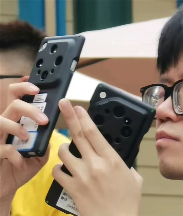 OPPOFindX9Ultra来了:原生10倍光学变焦回归机圈最强长枪大炮