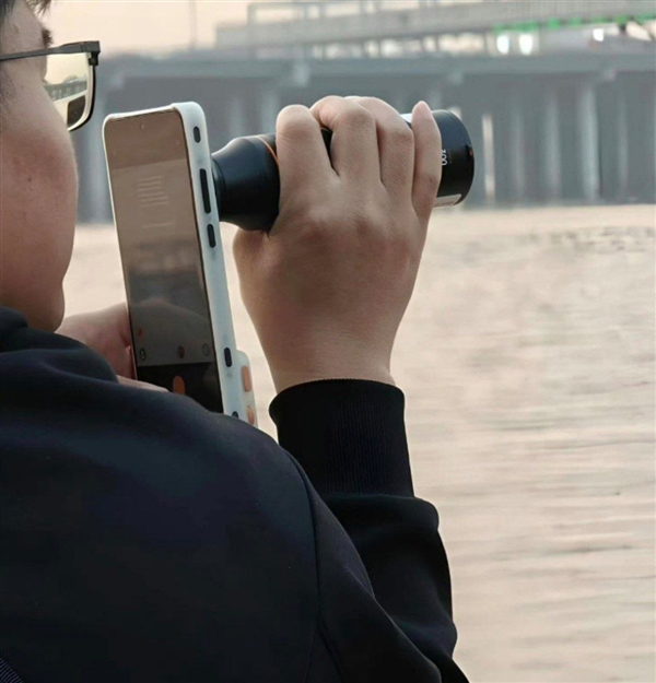 OPPOFindX9Ultra来了:原生10倍光学变焦回归机圈最强长枪大炮