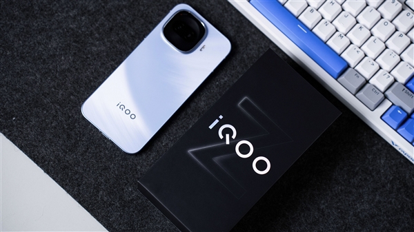 又一大厂加入10000mAh阵营!vivo万级大电池已在路上:淘汰充电宝