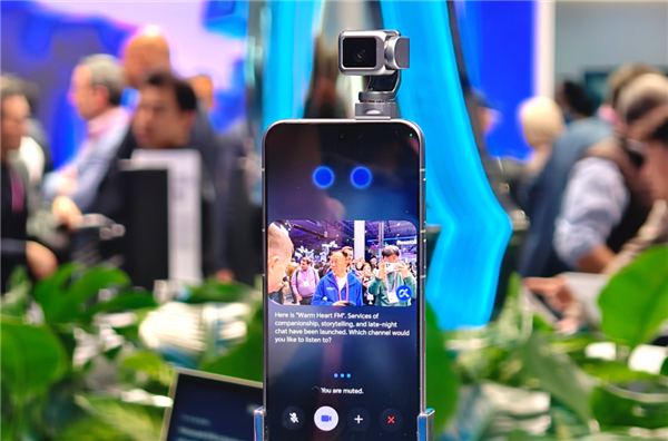 今年的MWC手机厂商们都开始“不务正业”了