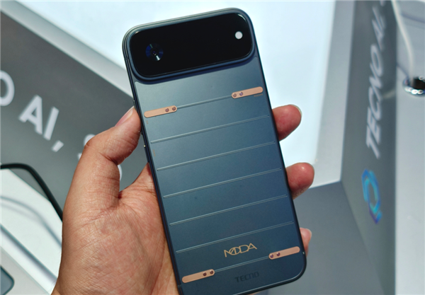 今年的MWC手机厂商们都开始“不务正业”了