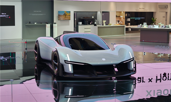 今年的MWC手机厂商们都开始“不务正业”了