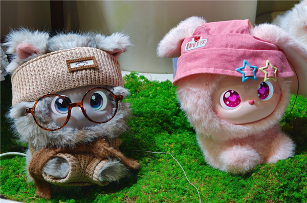 今年的MWC手机厂商们都开始“不务正业”了