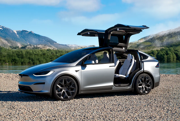 谁是纯电保值王?特斯拉霸榜3年保值率前三