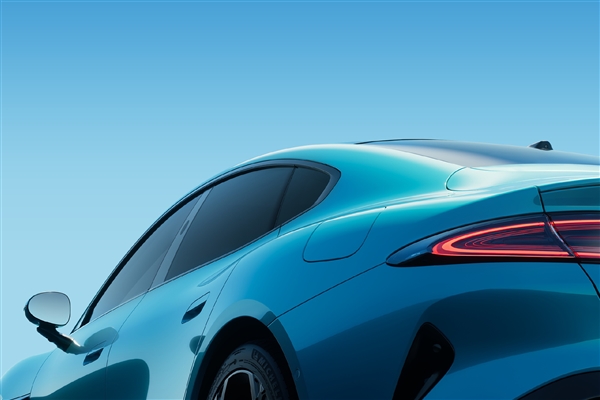 小米女车主都有一个共同特点!雷军:祝所有女车主节日快乐