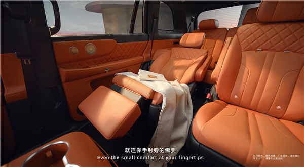 魏建军亲自代言长城旗舰SUV魏牌V9X内饰首曝:还是熟悉的味道