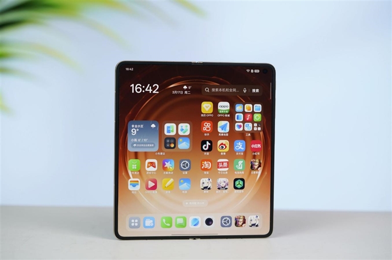 折叠屏再无折痕顾虑!OPPOFindN6手机评测:超平展内屏开创历史哈苏XPAN模式体验胶卷荣光