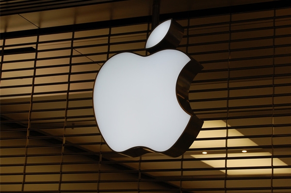 真香实锤!iPhone17e销量暴增:嘴上说不买身体很诚实