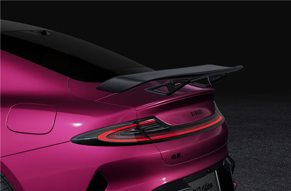 小米SU7Ultra新增暮光玫瑰车漆、三档可调碳纤维尾翼:选装价1.1万、1.2万