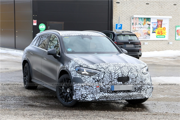 史上最强GLC登场!奔驰AMG纯电SUV谍照曝光:动力高达900马力