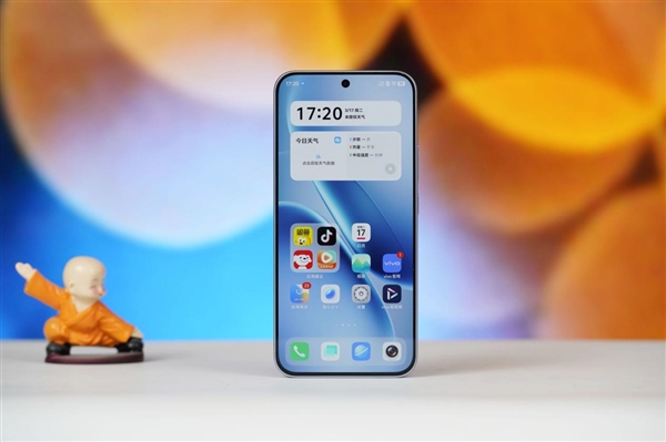 9020毫安时超大电池!iQOOZ11图赏