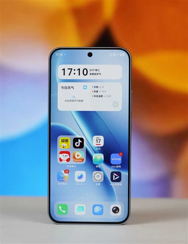 9020毫安时超大电池!iQOOZ11图赏