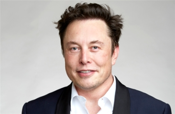 时代最令人失望者!加州州长怒批马斯克:亲手将美国电车王冠让给了中国