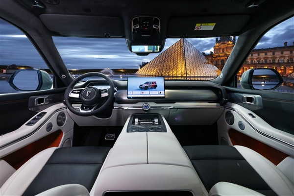 43.80万起全域豪华SUV新旗舰全新坦克700正式开启预售