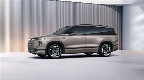 EA211发动机变身增程器上汽大众ID.ERA9X开启预售:32.98万起