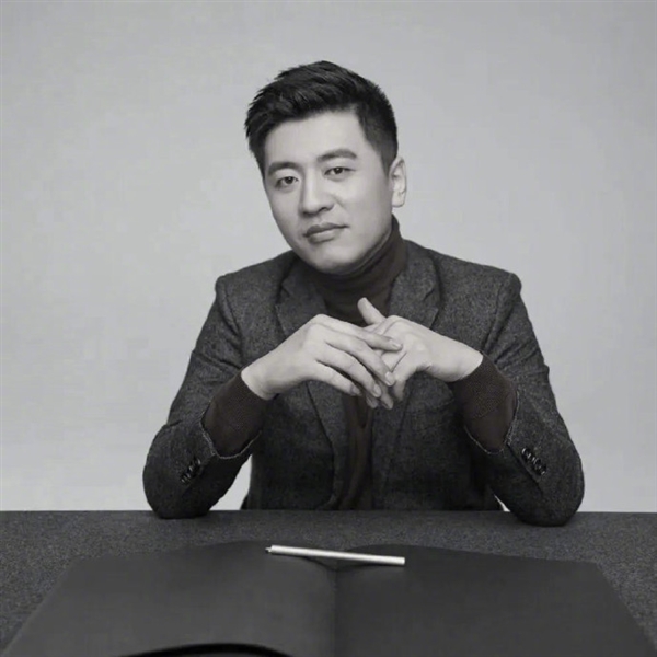 曝张雪峰立过遗嘱冲上热搜:遗产全由女儿继承总资产预估5至8亿