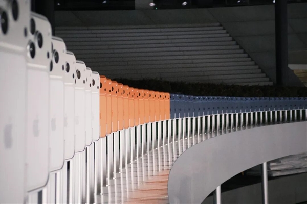 苹果都50岁了大家怎么还在怀念它年轻的时候?