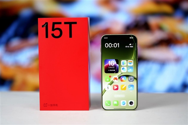 最强小屏旗舰!一加15T图赏