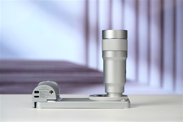 400mm增距镜、直出2亿像素!vivoX300Ultra摄影师套装图赏