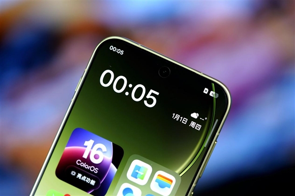 最强小屏旗舰!一加15T图赏