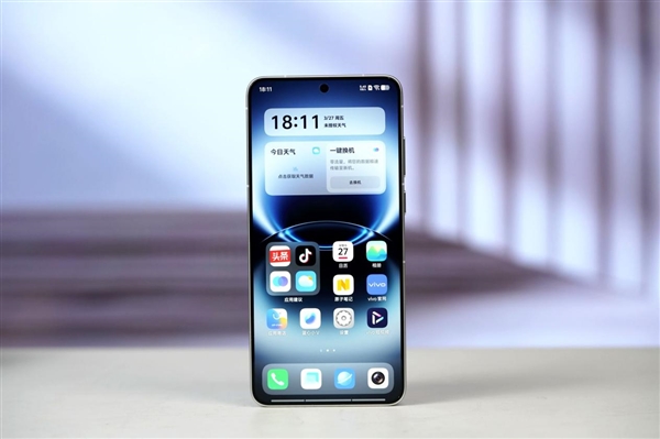 400mm增距镜、直出2亿像素!vivoX300Ultra摄影师套装图赏