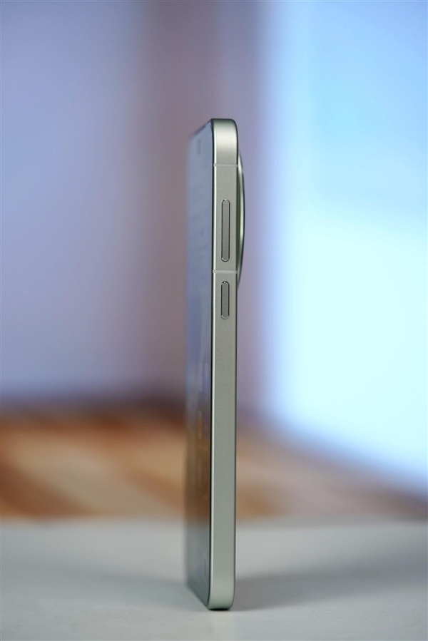 蔡司2亿像素超级主摄!vivoX300s胶片绿图赏