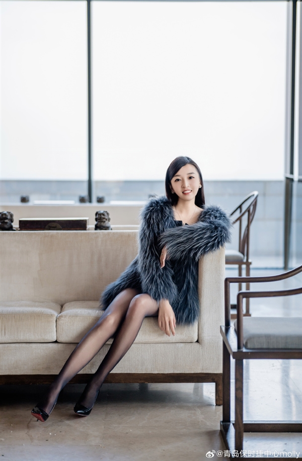 我没被潜规则!青岛保时捷女销售再夺第一季度销冠:否认每台提成1万、去年收入超200万