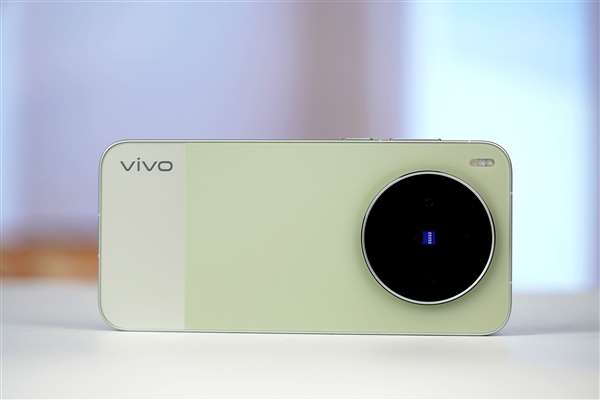 蔡司2亿像素超级主摄!vivoX300s胶片绿图赏