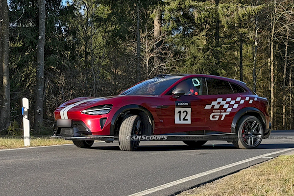 雷军造的千匹马力“怪物”!小米YU7GT纽北近距离实拍图流出