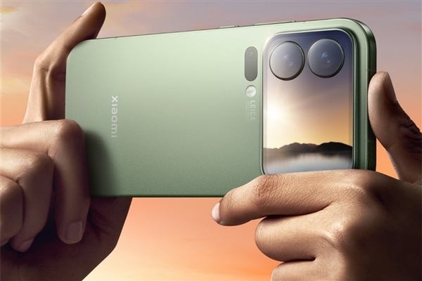 9月登场!小米18Pro/ProMax继续搭载背屏