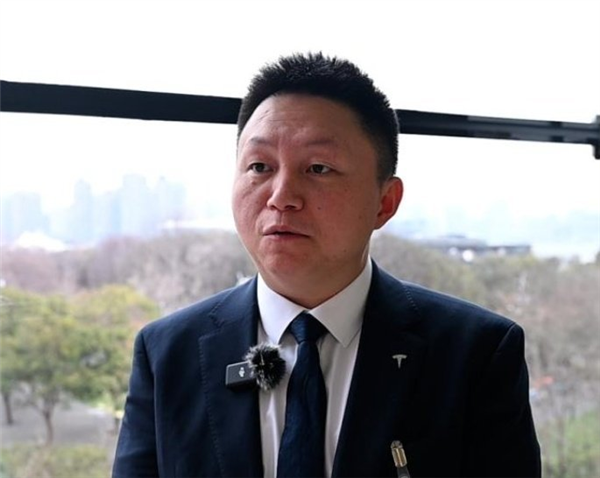 两位特斯拉猛将跳槽到小米了