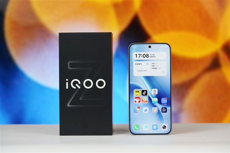 全大核性能旗舰iQOOZ11深度评测:165Hz丝滑体验游戏党真正的性价比利器