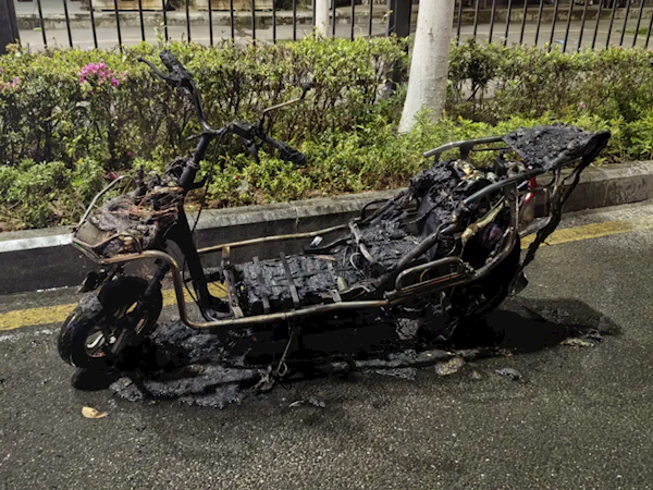 二手车电动车骑行起火锂电池故障成罪魁祸首