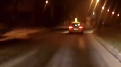 1死3伤!男子高速停车救人遇二次事故被定次责交警:未设置警示标志