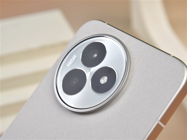 红米旗舰能否顶住涨价压力!REDMIK90至尊版前瞻