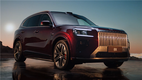 37.68万起顶配三电机超1400马力!极氪8X定档4月17日上市