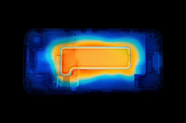手机都开始吹空调了:一场跨越十五年的散热攻防战