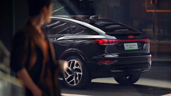 价格大幅下调拼了!新款奥迪Q6Le-tron家族上市:限时26.98万起