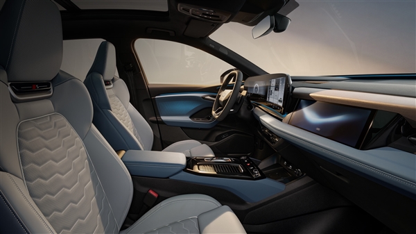 价格大幅下调拼了!新款奥迪Q6Le-tron家族上市:限时26.98万起