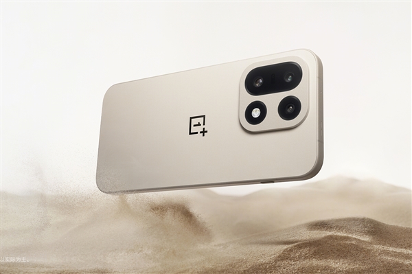 一加开启165Hz超高刷时代:等了165天没等到一个能打的对手