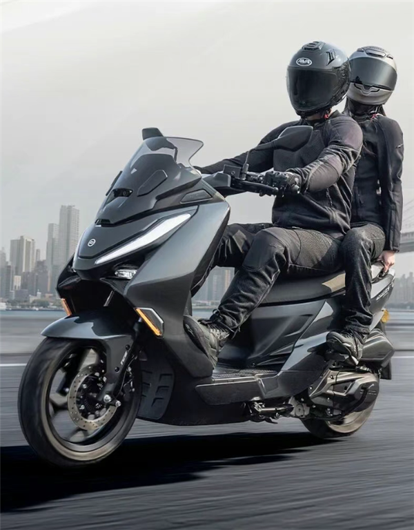 开卷本田雅马哈!春风运动平踏摩托150SC-F上市:11580元起