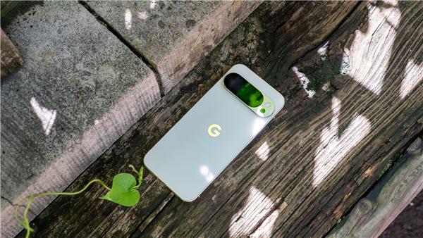 安卓旗舰重回8GB时代!谷歌Pixel11带头开倒车:12GB内存缩水成8GB
