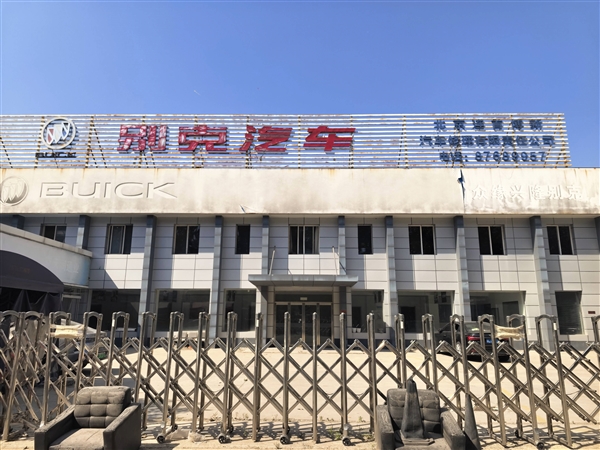 美国车里也就特斯拉还能在特朗普随行团中充个数